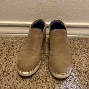 Dr. Scholl’s Nude Sneakers with a heal